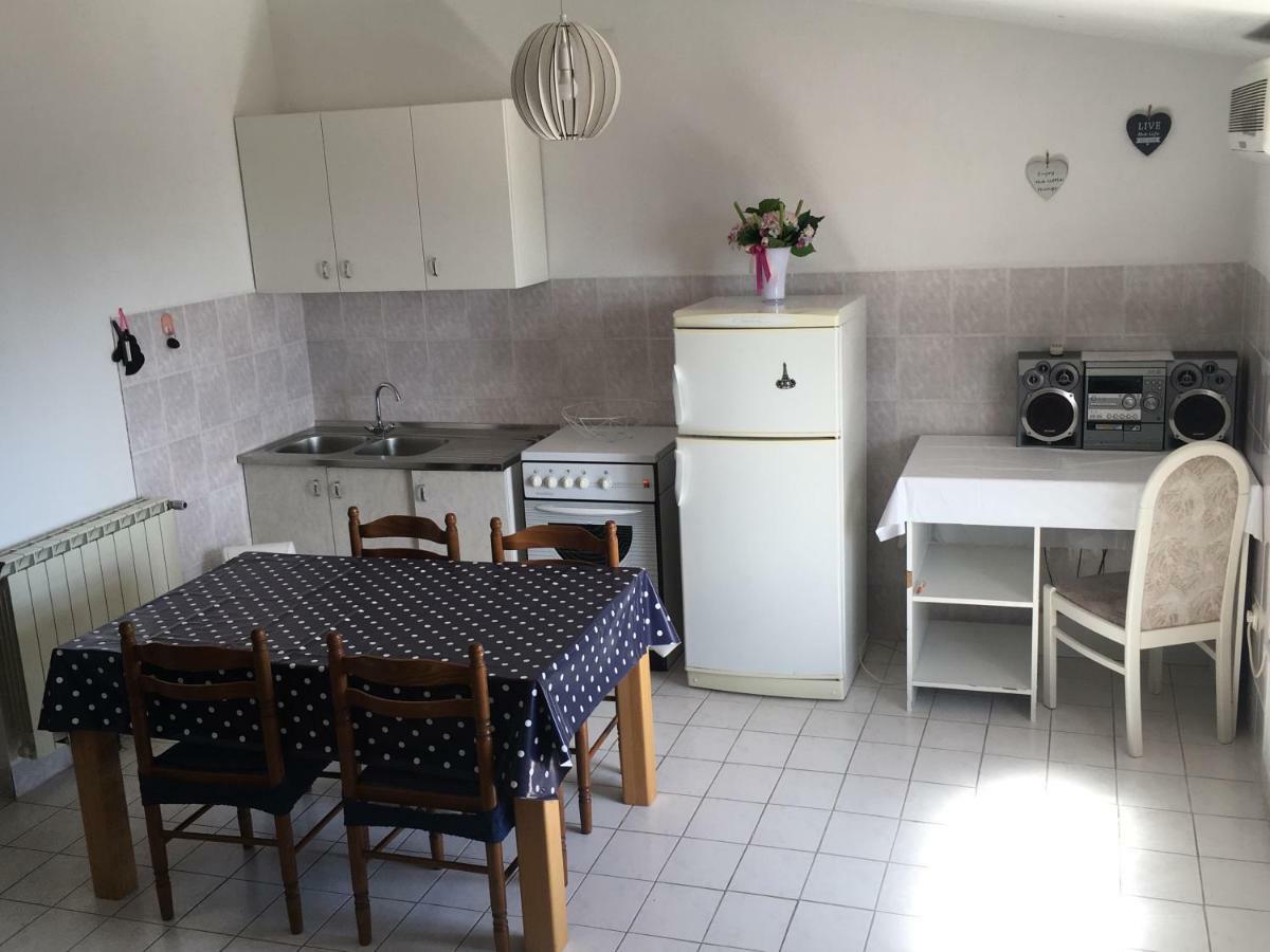 Appartamento Ivo Prgomet Makarska Esterno foto